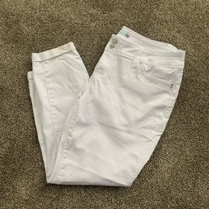 YMI - Wanna Betta Butt White Denim